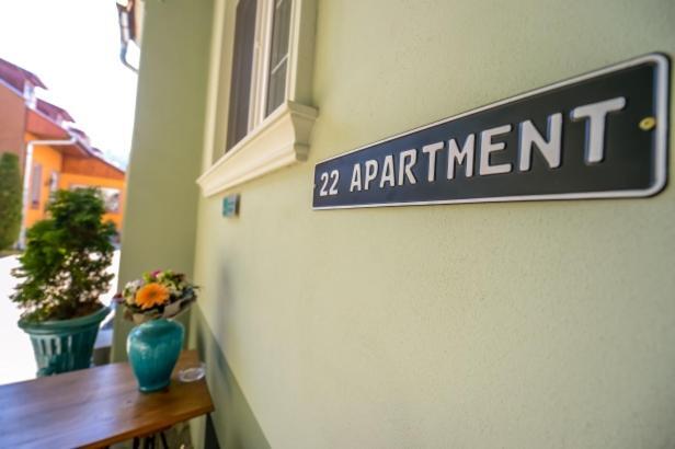 Atrium 22 Apartment